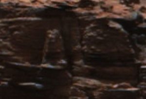 Monster or animal statues in Mars