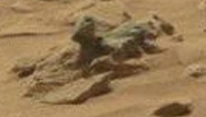 Martian creature with hand raized. How many fingeres?